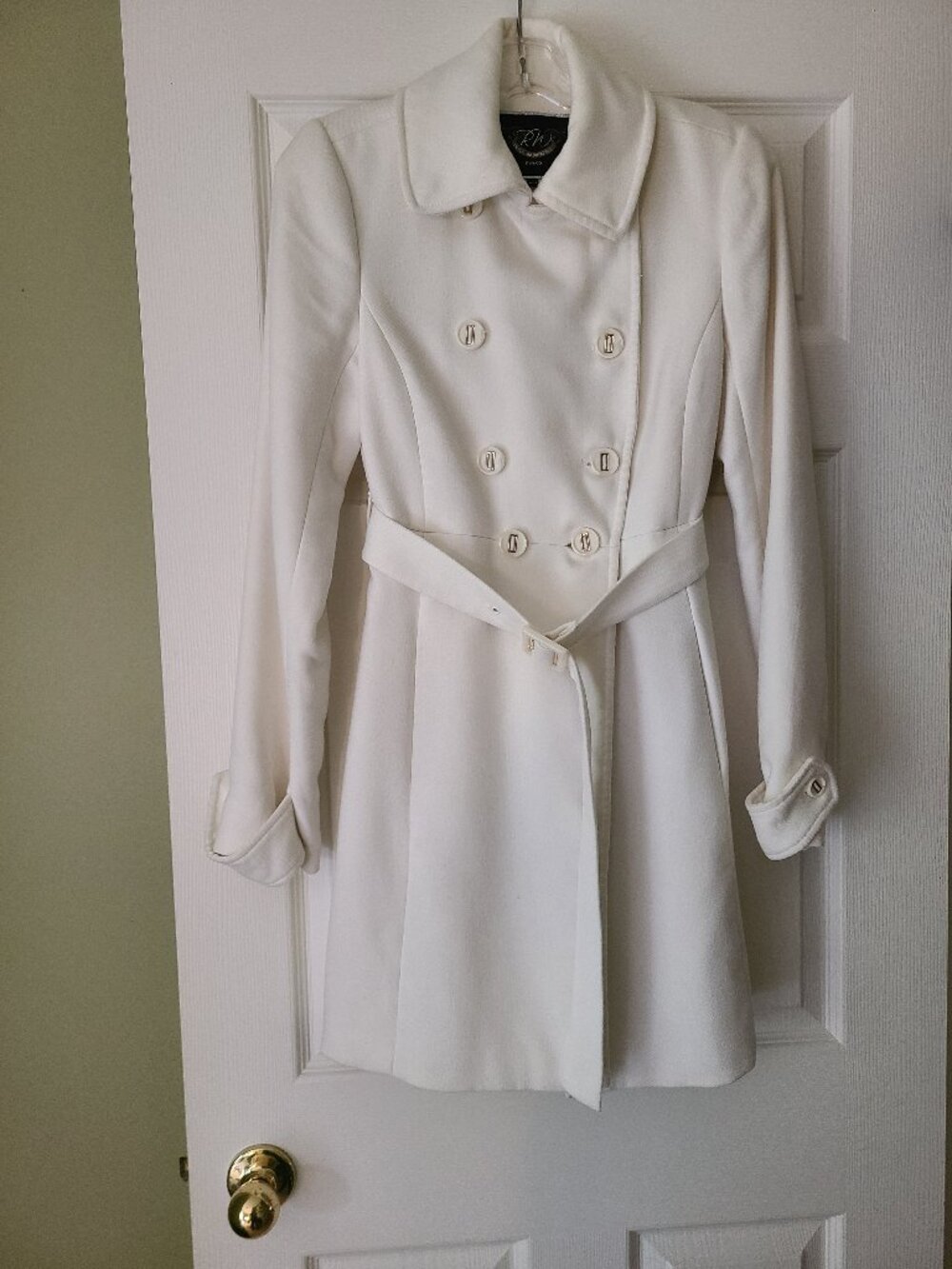 RW&CO White Belted Coat XS – Excellent Condition